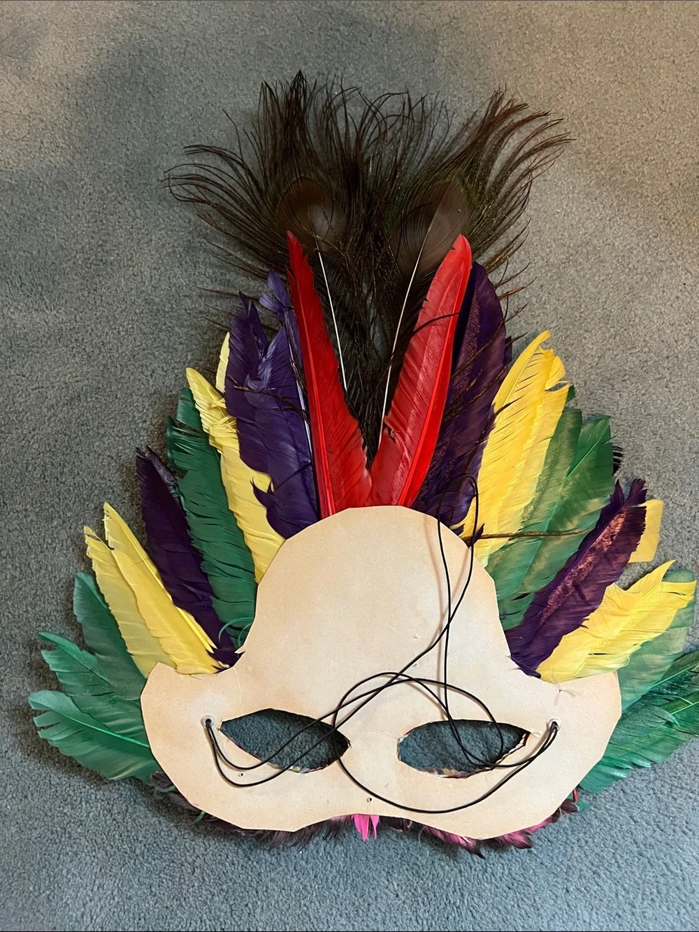 Feather Mardi Gras Mask Lot 3pc Masquerade Ball Colorful Peacock Plumes Set